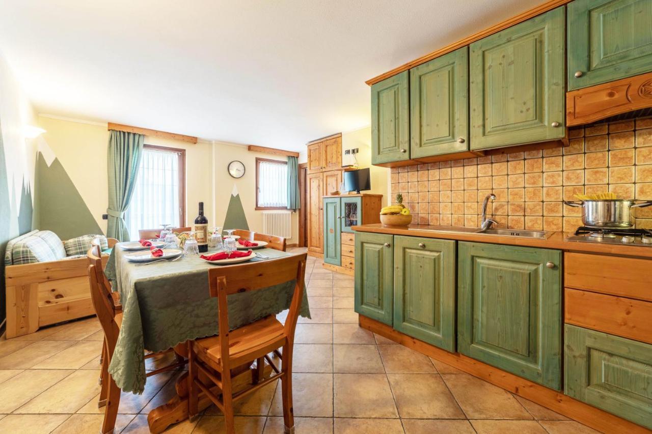 Residence Larice Bianco Campodolcino Bagian luar foto