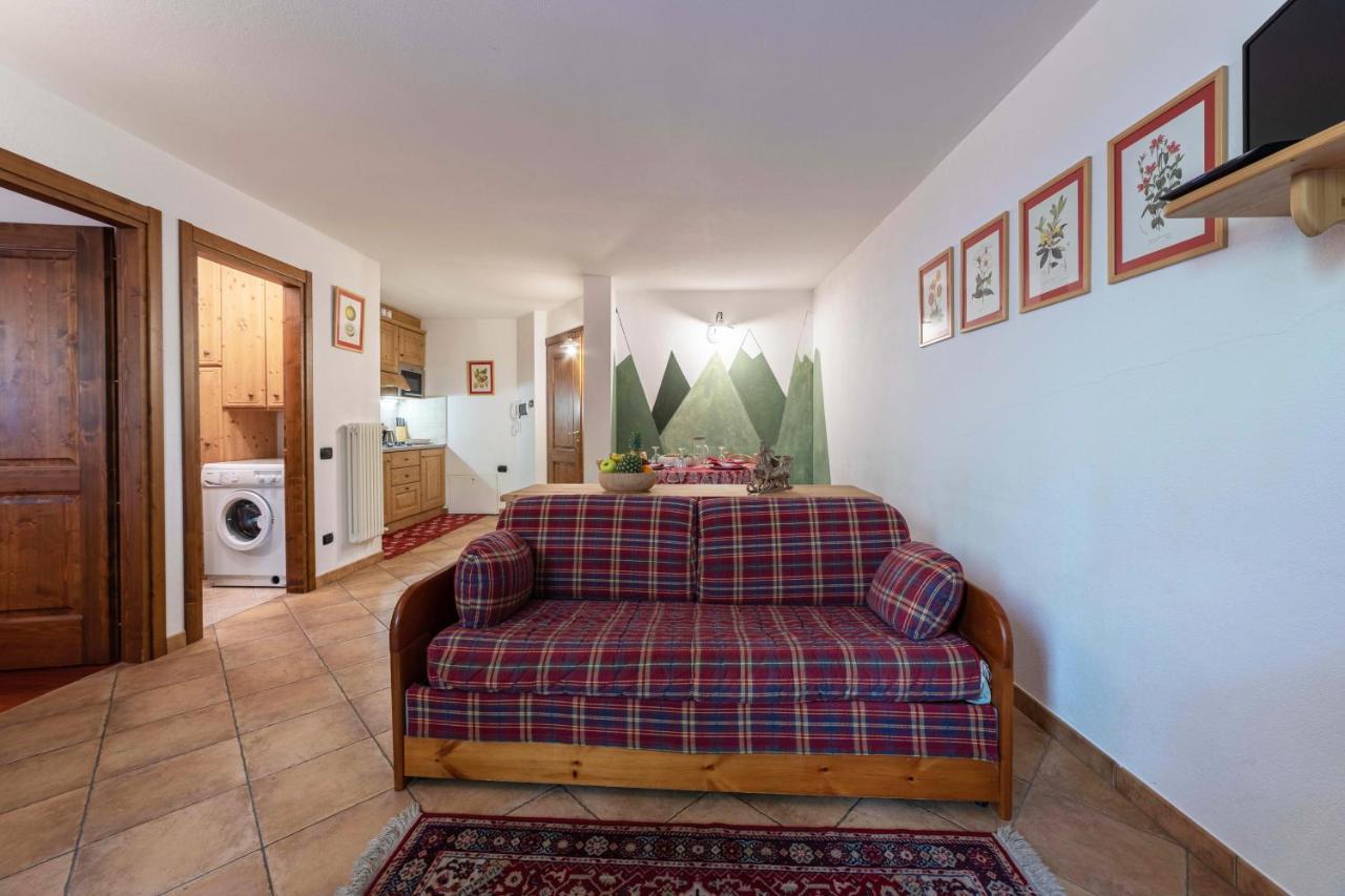 Residence Larice Bianco Campodolcino Bagian luar foto