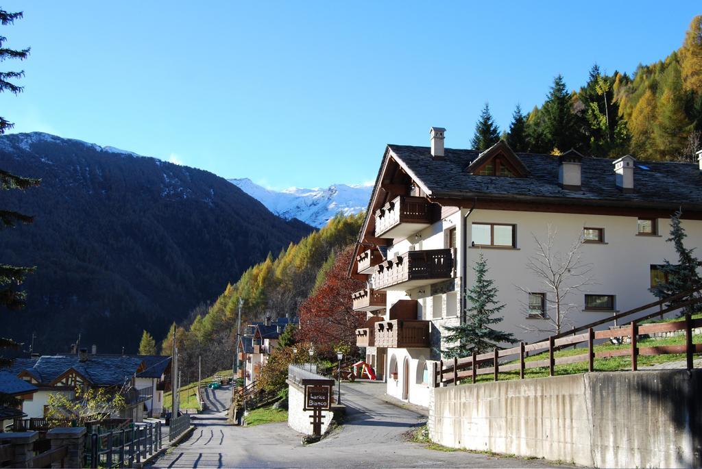 Residence Larice Bianco Campodolcino Bagian luar foto